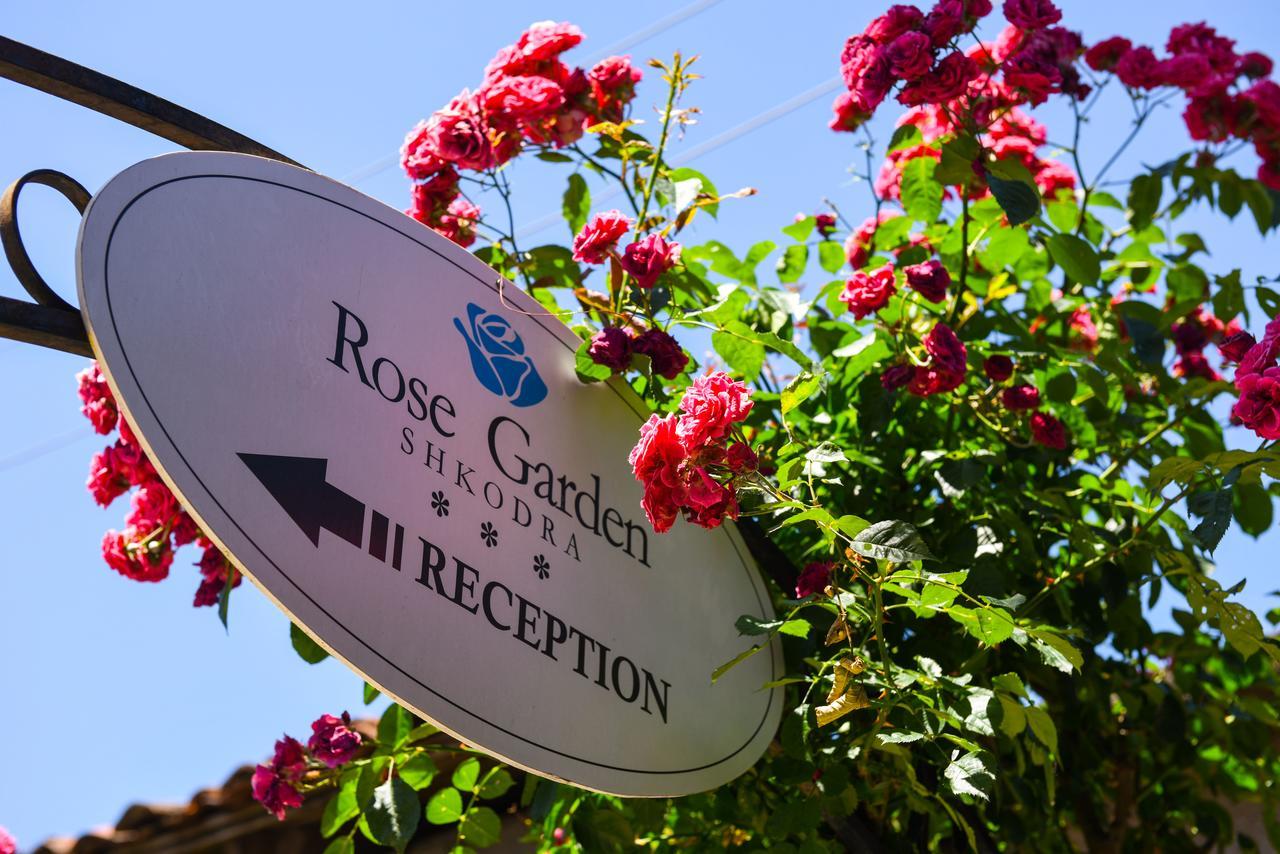 שקודר Rose Garden Hotel מראה חיצוני תמונה